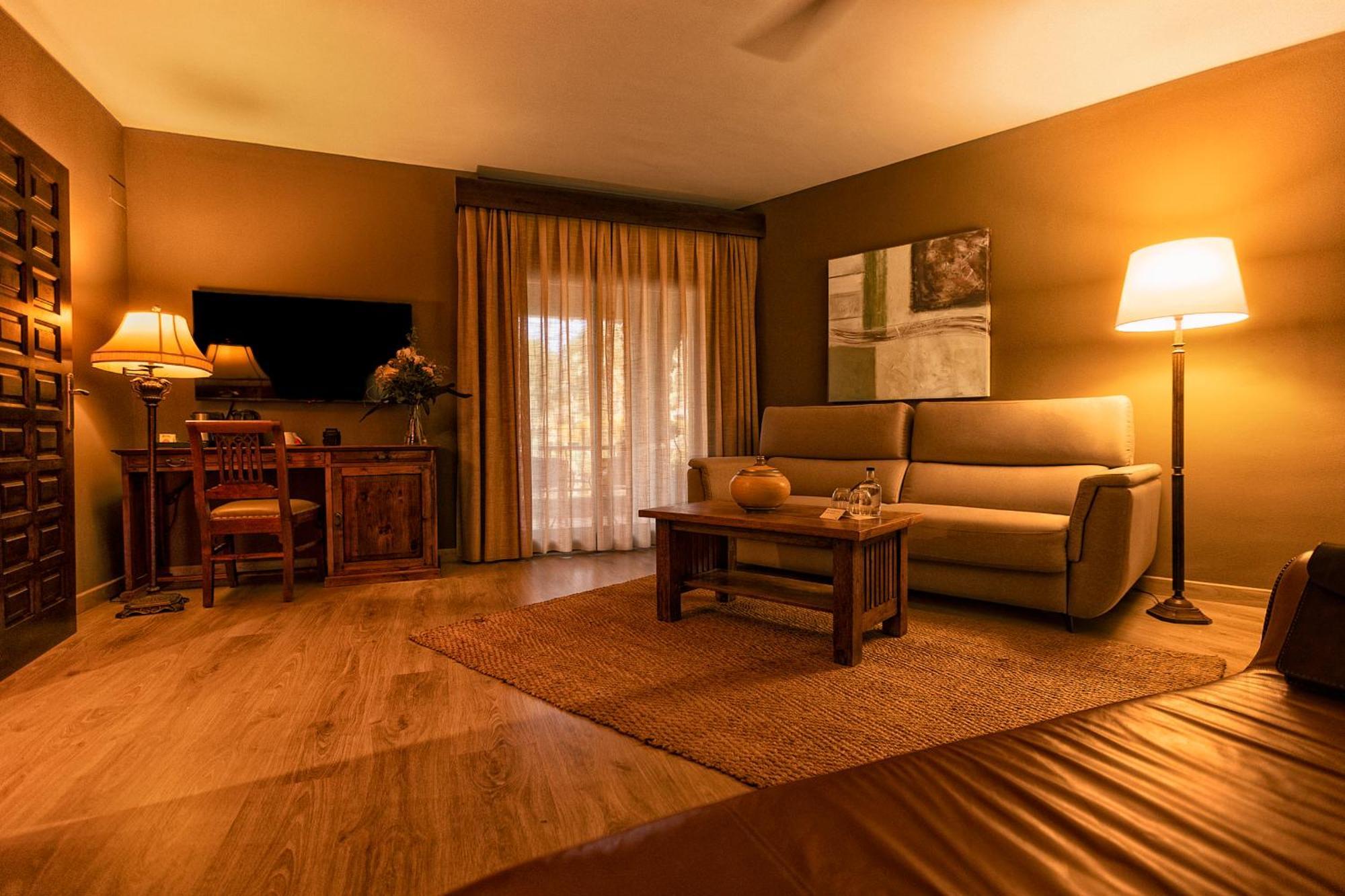 Swiss & - Designed For Adults Hotel